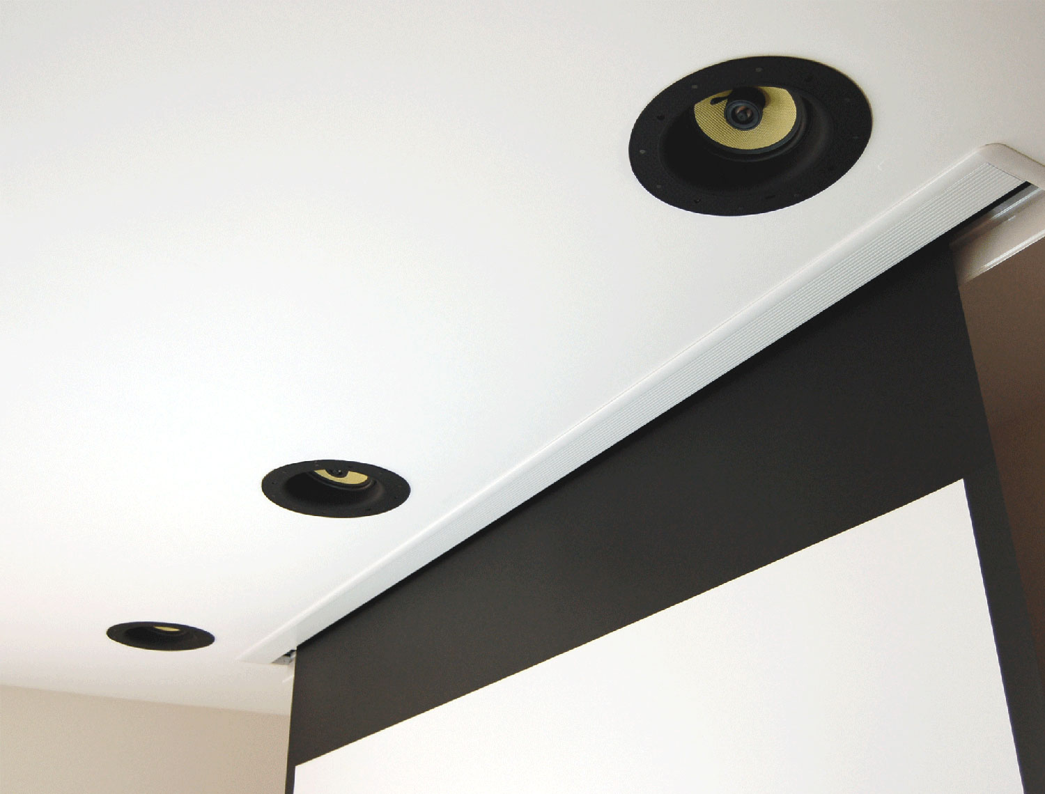 C6LCR Ceiling Speaker Installed